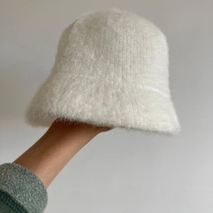 vit buckethat - superfin vit buckethat