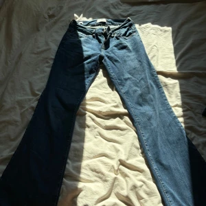 LTB low waist jeans - Använd fåtal gånger, skit snygga💕 Storlek W27 L30, modellen roxy 