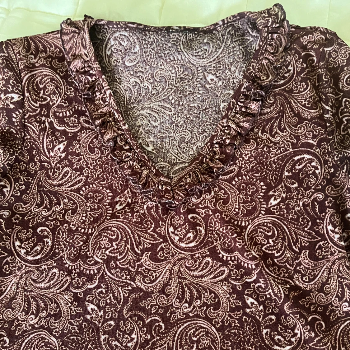 Brun mönstrad topp - 91