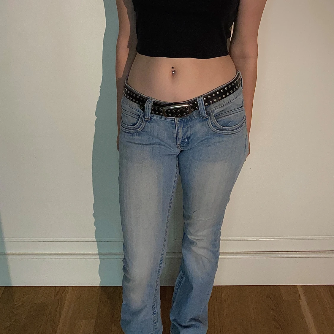Low Bootcut Jeans