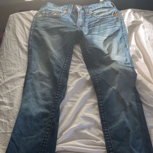 True religion jeans - Bra skick fina jeans. Säljer åt kompis köpta på zalando