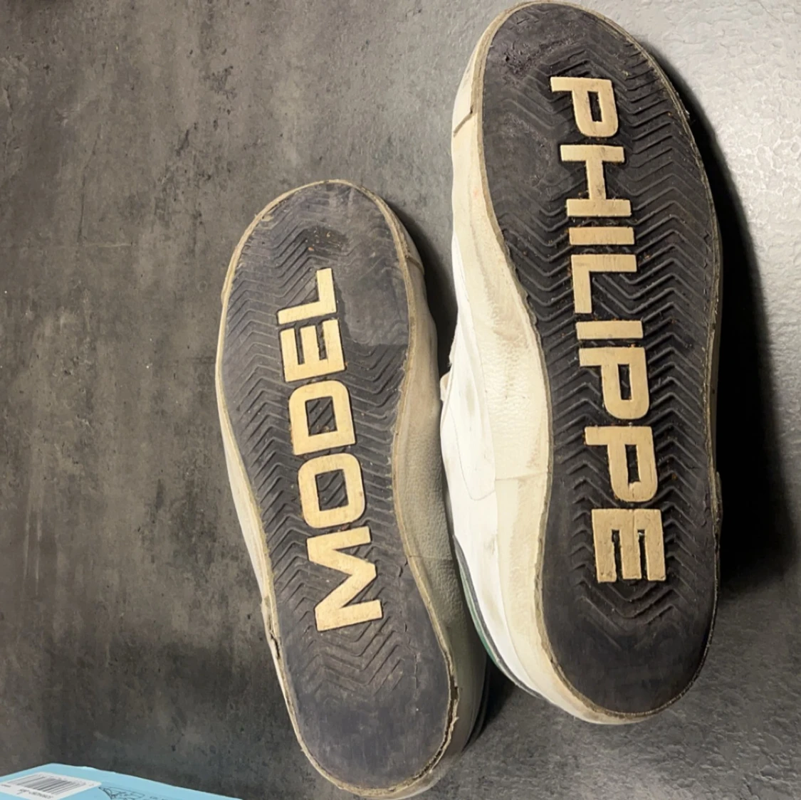 Philippe model - 93