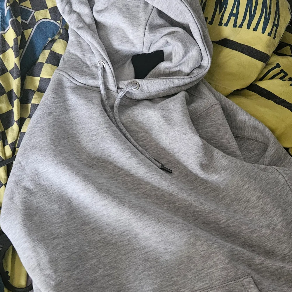 Från 157 använd noll gånger utomhus har inte ens haft den hemma i 2 veckor . Hoodies.