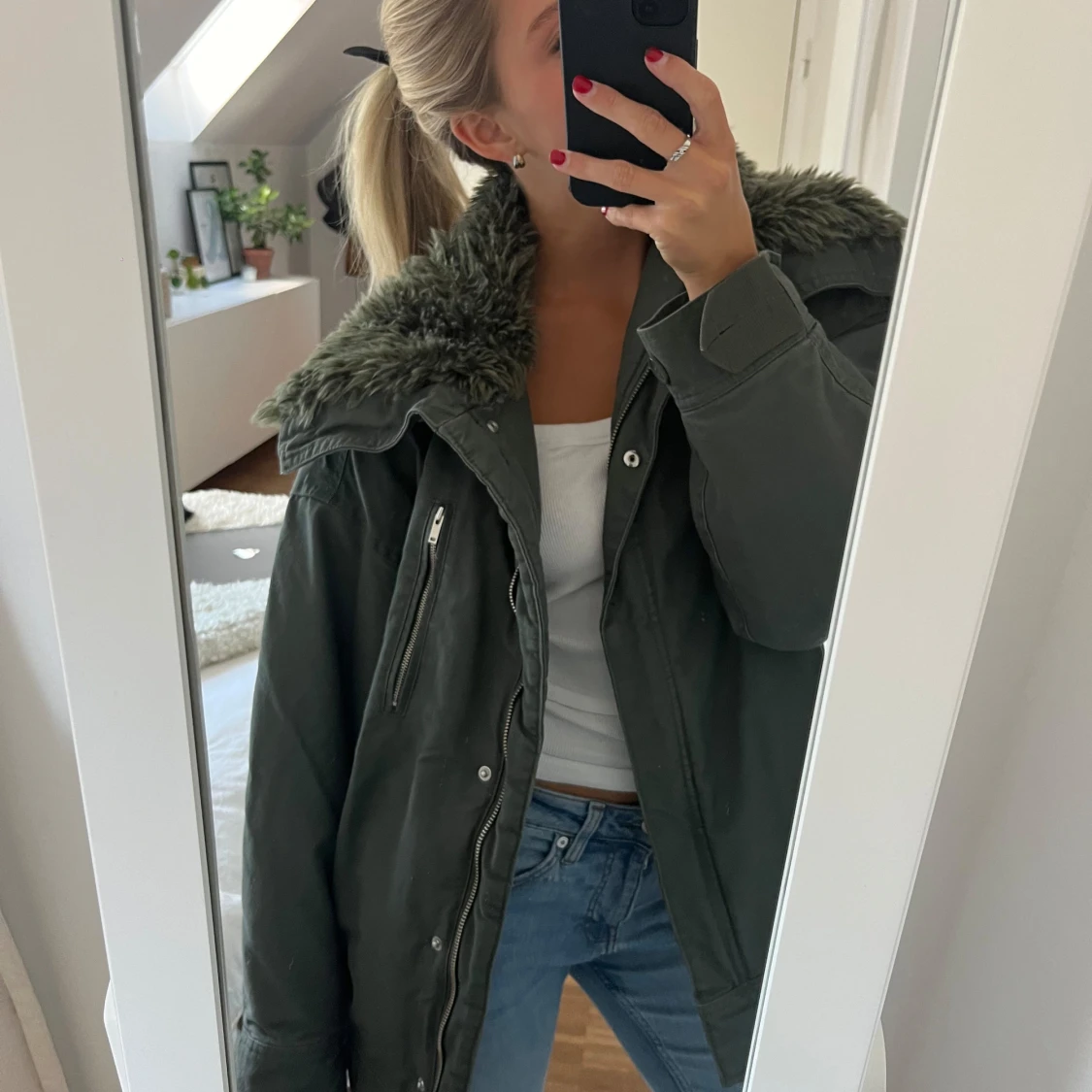 Militärgrön jacka
