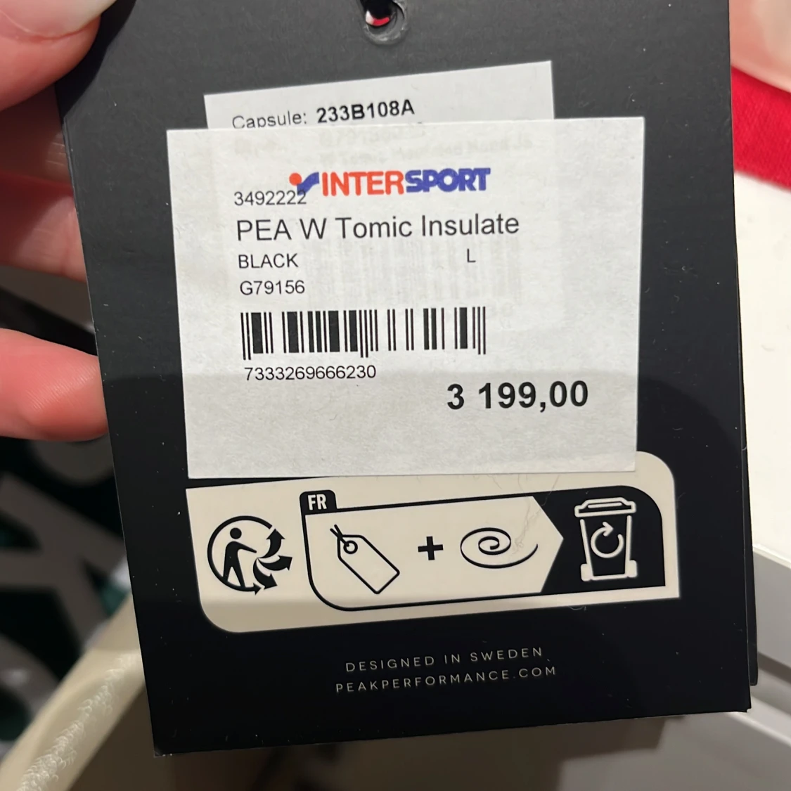 Svart dunjacka från Peak Performance - 93