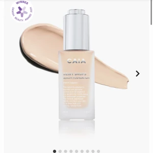 Caia dewy drops 🤩 - Säljer helt nya dewy dropps från Caia som är helt oöppnad i färgen 10c, då jag fick den i julklapp och det var fel färg💗funkar förmodligen som concealer också. Hör av er ifall ni vill ha egna bilder❣️