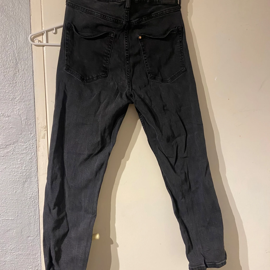 Svarta vintage slim jeans - 90