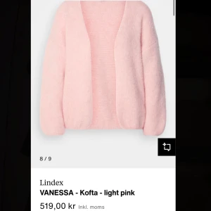 Ljusrosa kofta från Lindex - Stickad cardigan knappt använd, slutsåld på hemsidan!!💗