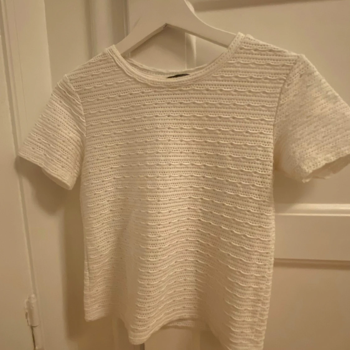 Vit stickad topp