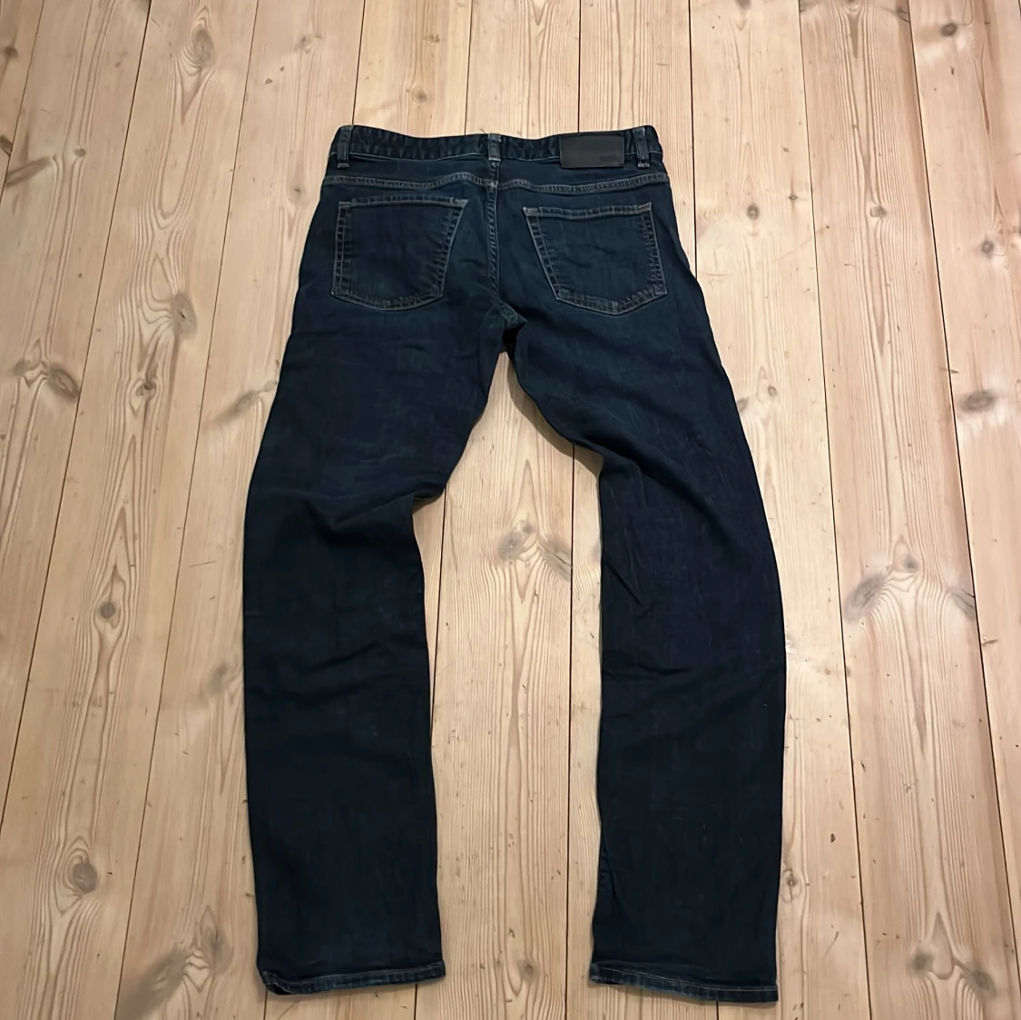 Mörkblå jeans från Hugo Boss - 92