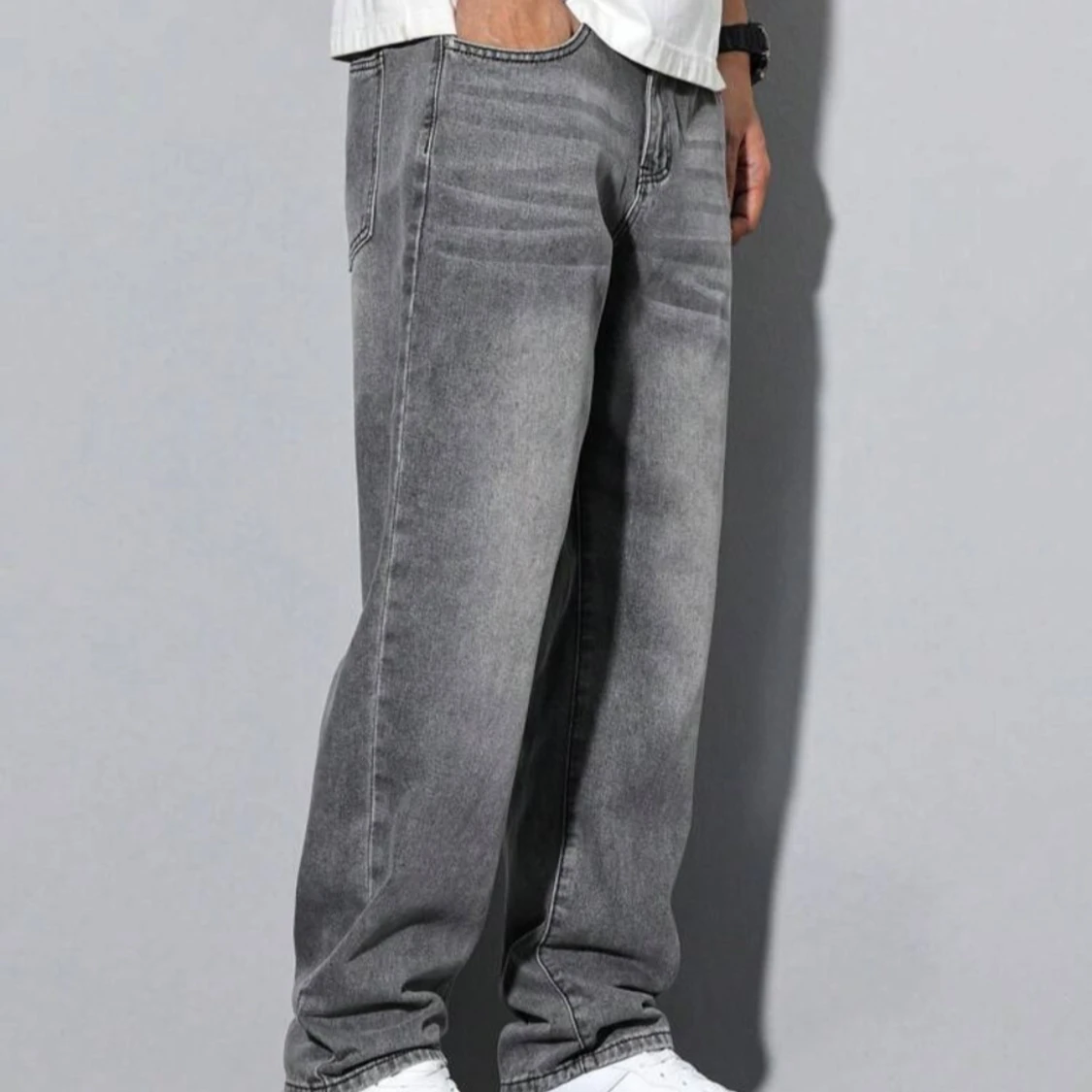 Grå jeansbyxor