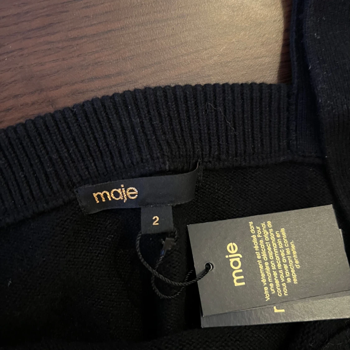 Svart stickad topp från Maje - 91
