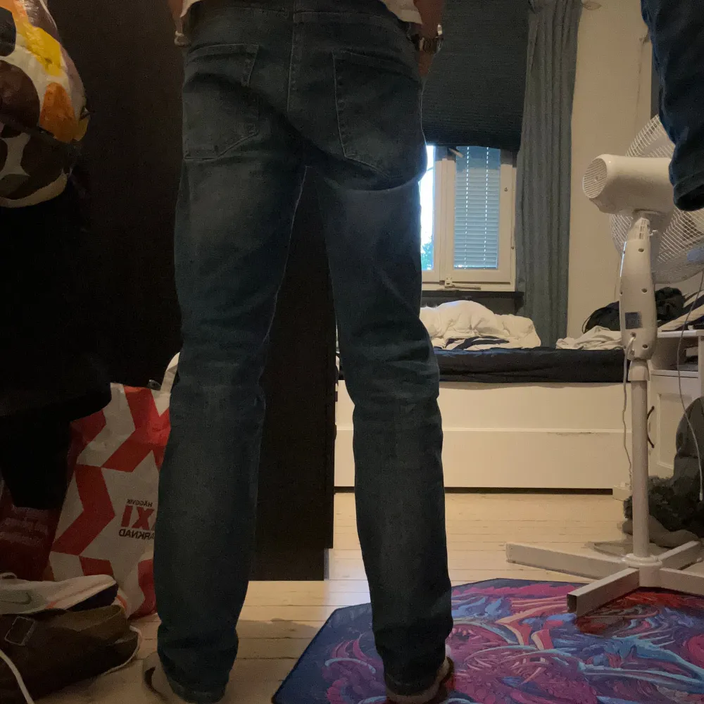 Lite baggy tapered jack n jones jeans, W28, L32. Jeans & Byxor.