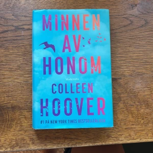 Minnen av honom-Colleen Hoover bok - Bra bok av colleen hoover!!