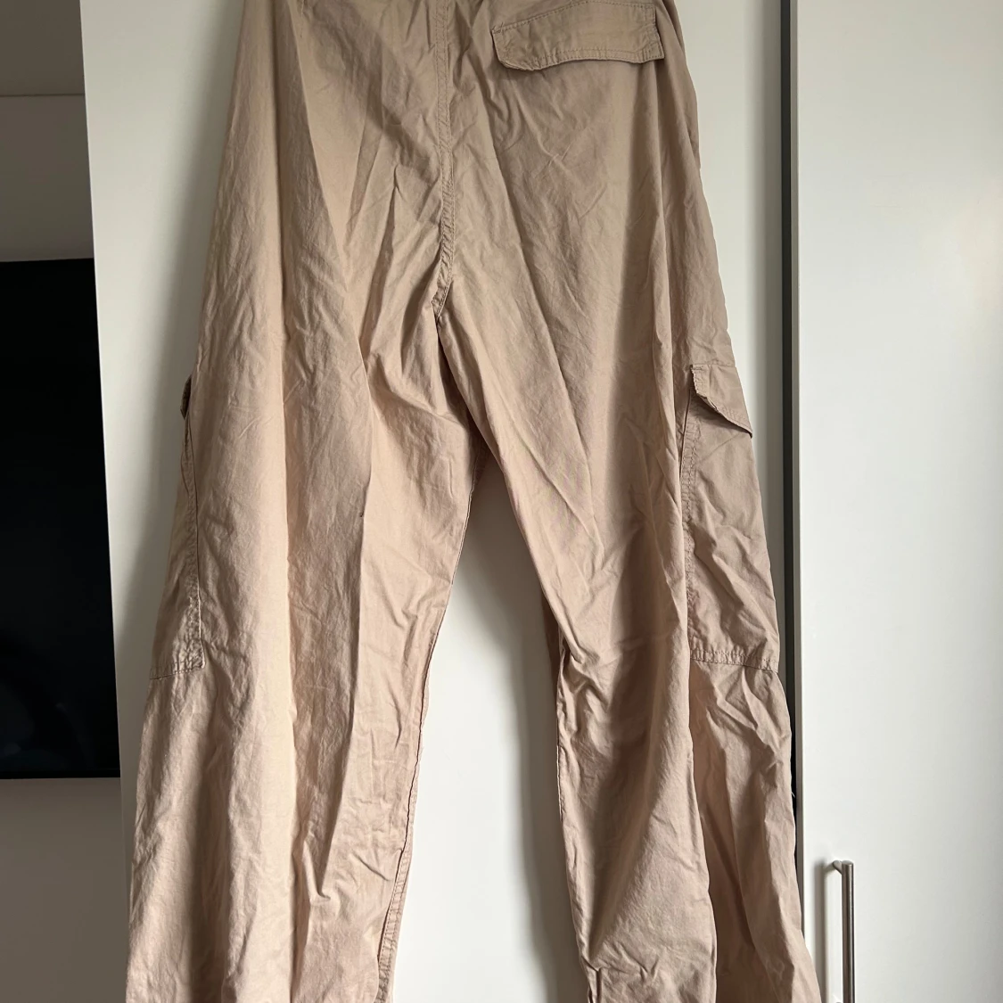 Helt nya cargobyxor - 90