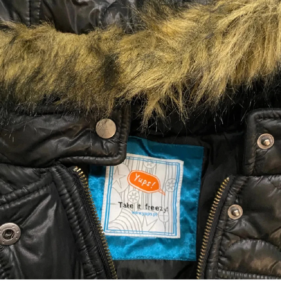 Yups svart jacka - 91