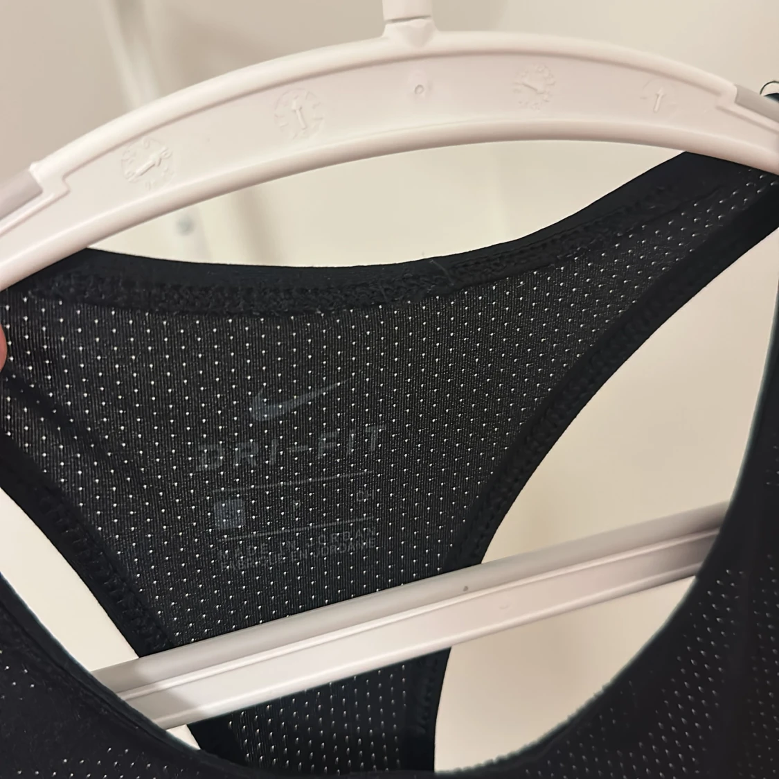 Svart linnetopp från Nike - 1