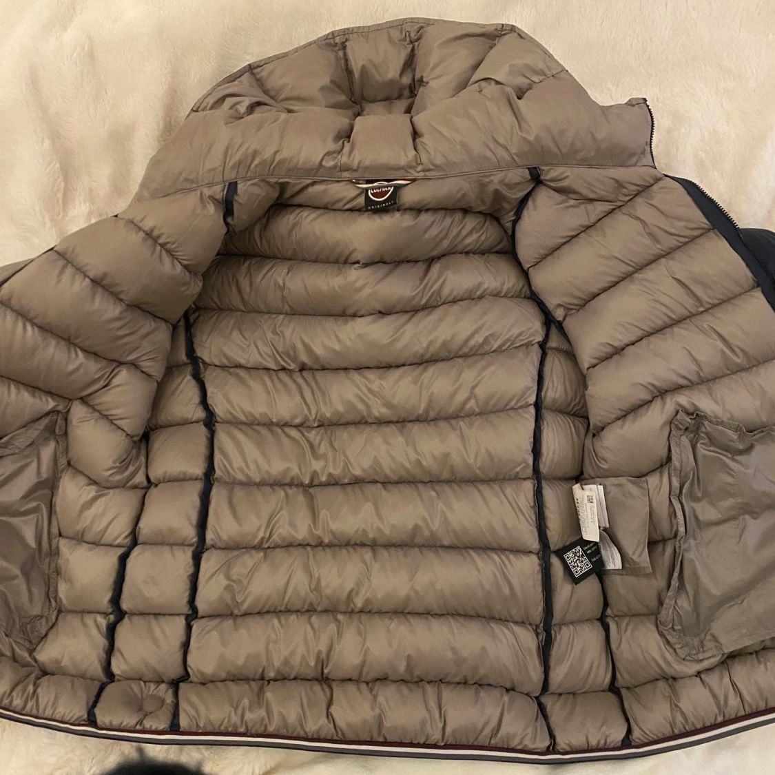 Mörkblå dunjacka från colmar - 2