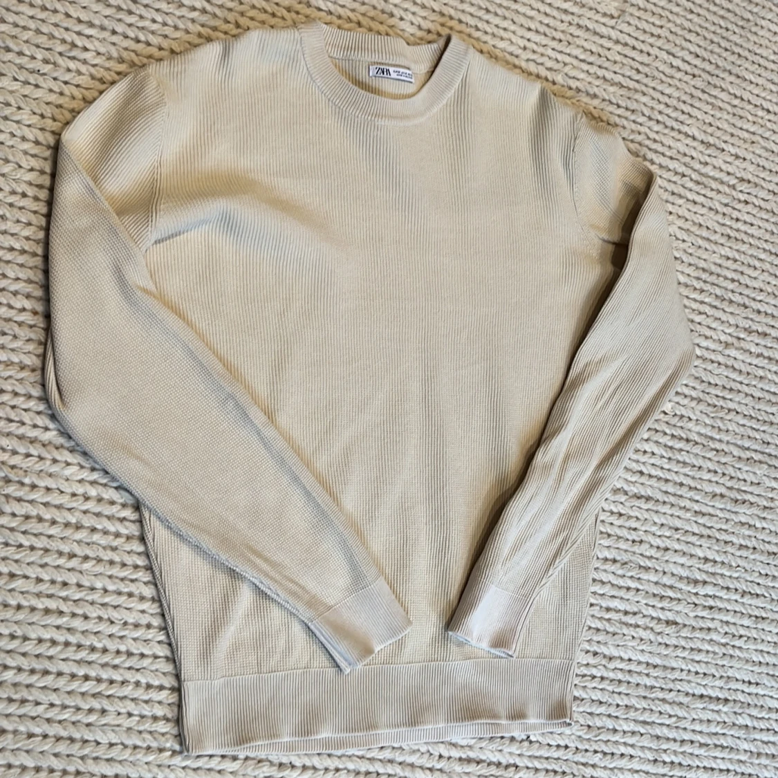 Beige tröja från Zara