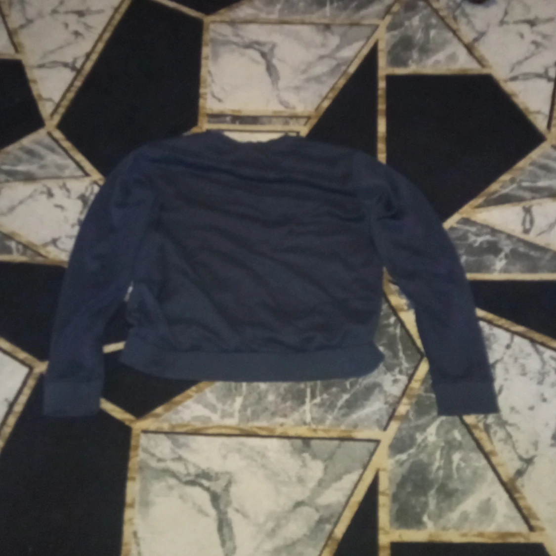 Mörkblå tröja från Boss - 1