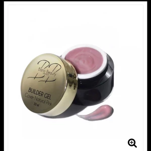 Builder Gel Cover Natural Pink från Bano Beauty - Säljer builder gel Cover Natural Pink från Bano Beauty, endast testad och har massa produkt kvar. Gelen kommer i en burk med guldlock och innehåller 30 ml. Den naturligt rosa färgen är perfekt för en french! (Medium-hög viskositet) original pris 335kr