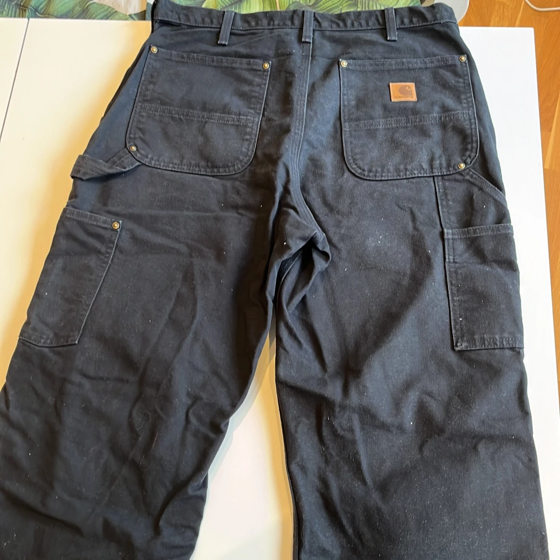 Svarta arbetsbyxor från Carhartt - 90