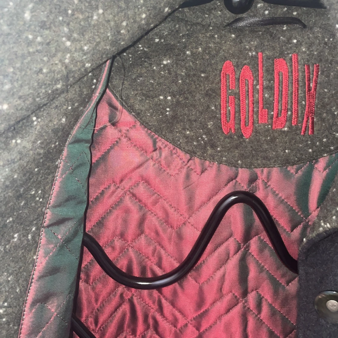 Mörk kappa från Goldix - 90