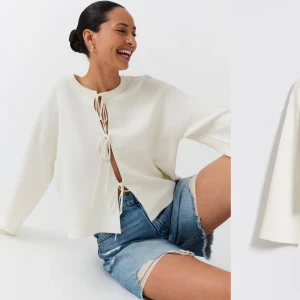 Finstickad tröja från Gina🌟 - Säljer en superfin vit tröja från Ginatricot med snörning framtill. Den är super skön och enbart använd fåtal gånger. Nypris 399kr🌟