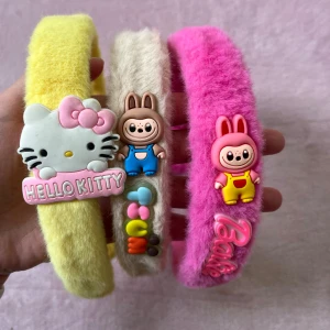 Diadem  - Så söta helt ny diadem, en för 30kr💓