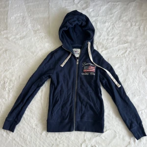 Huvtröja - Fint skick