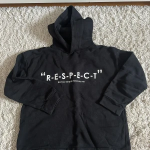 Zara hoddie  - En svart zara hoddie❤️