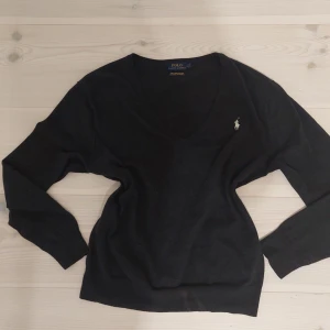 Ralph lauren sweater - Storlek M, inga defekter :) 