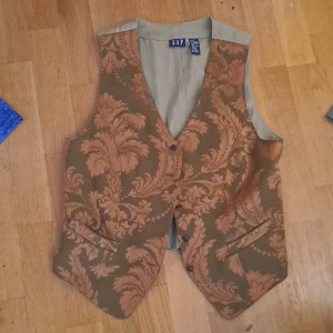 GAP Blazer - säljer pga jag inte använder den längre