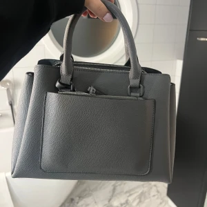 Söt väska! - Passar till allt, inga defekter!