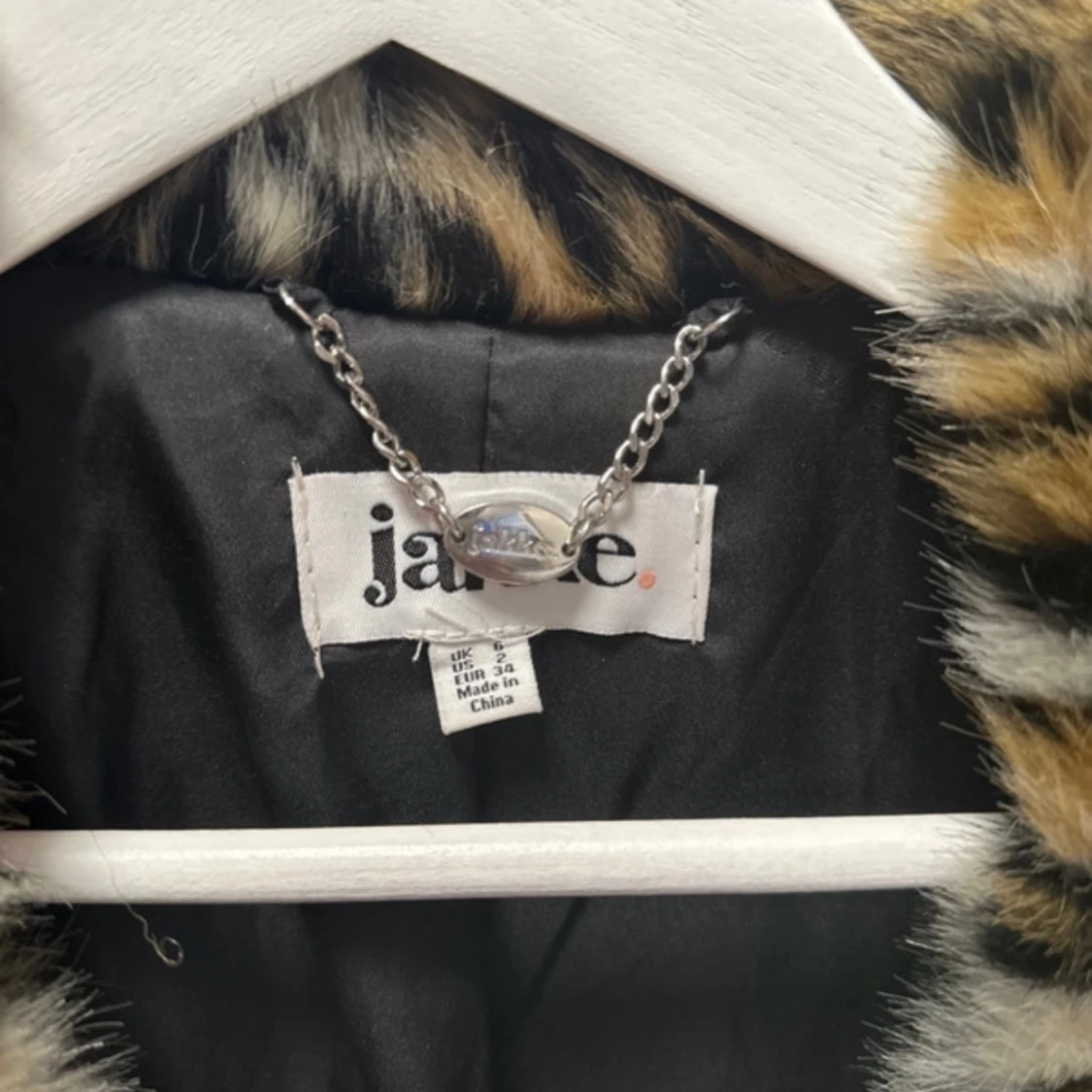 Leopardmönstrad pälsjacka från Jakke - 90