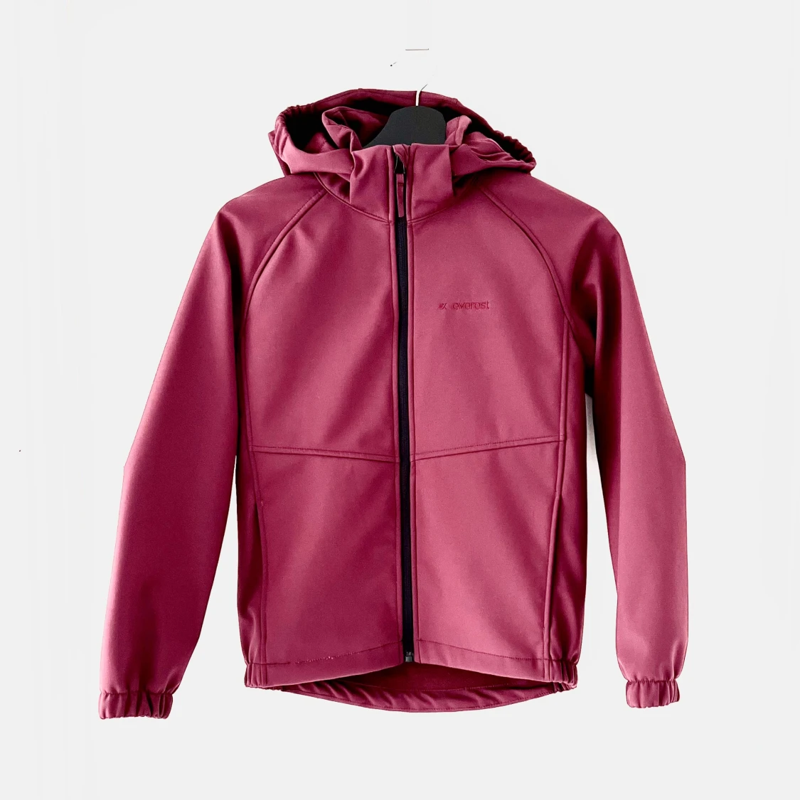 Vinröd vindjacka från Everest till ungdom