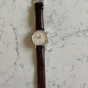 Gant klocka  - Helt oanvänd och nyskick. Har legat i en låda sen jag fick den så batteri byte behövs.