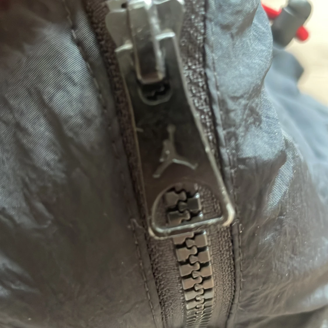 Svart pufferjacka från Jordan - 2