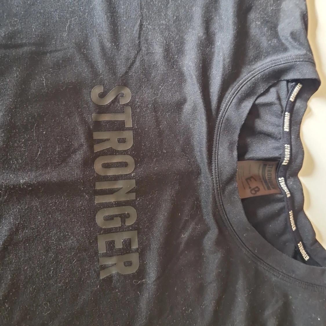 Träningströja från Stronger  - 90