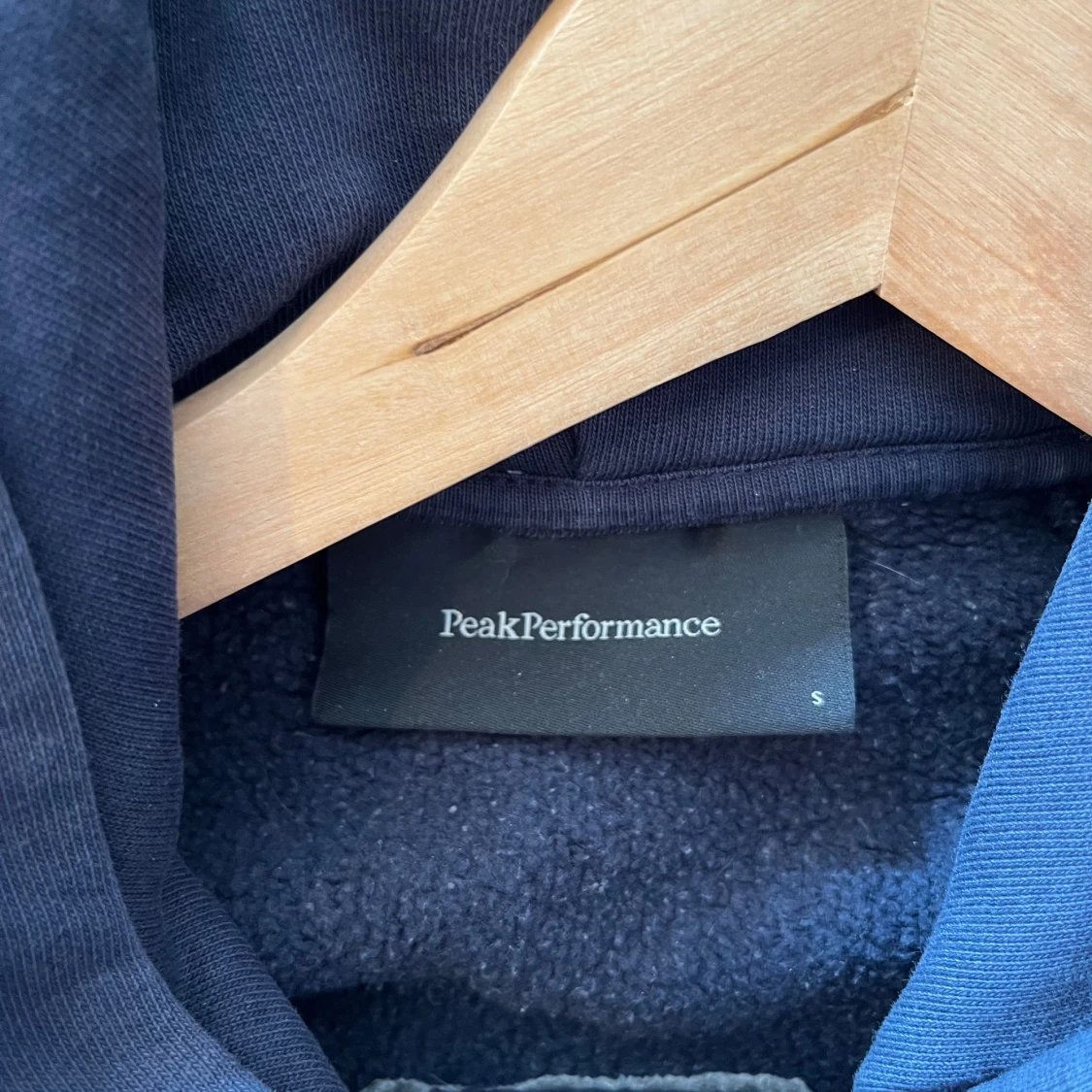 Peak performance hoodie - 91