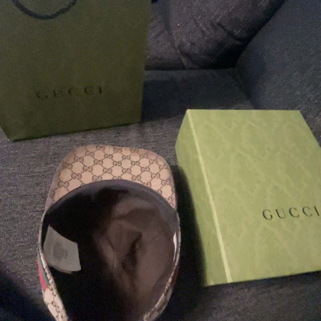 Gucci Keps Beige  - 90