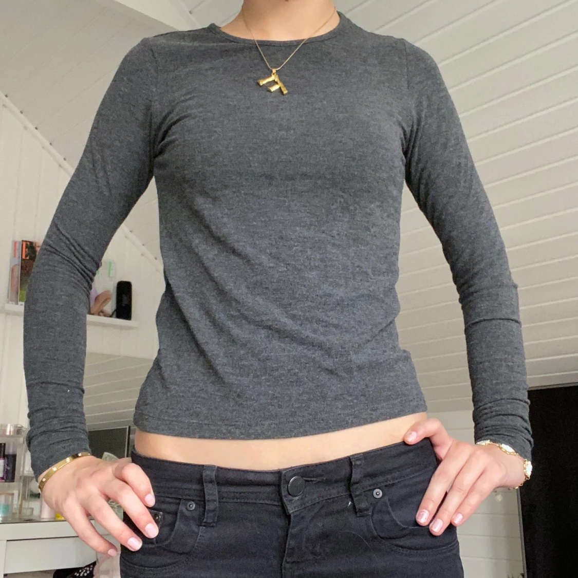 Mörkgrå långärmad tröja - 90