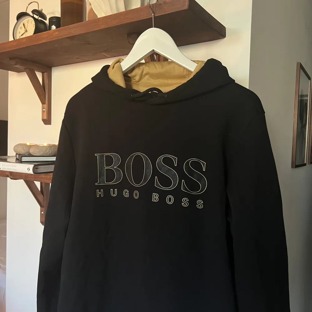 Hugo boss hoodie. Hoodies.