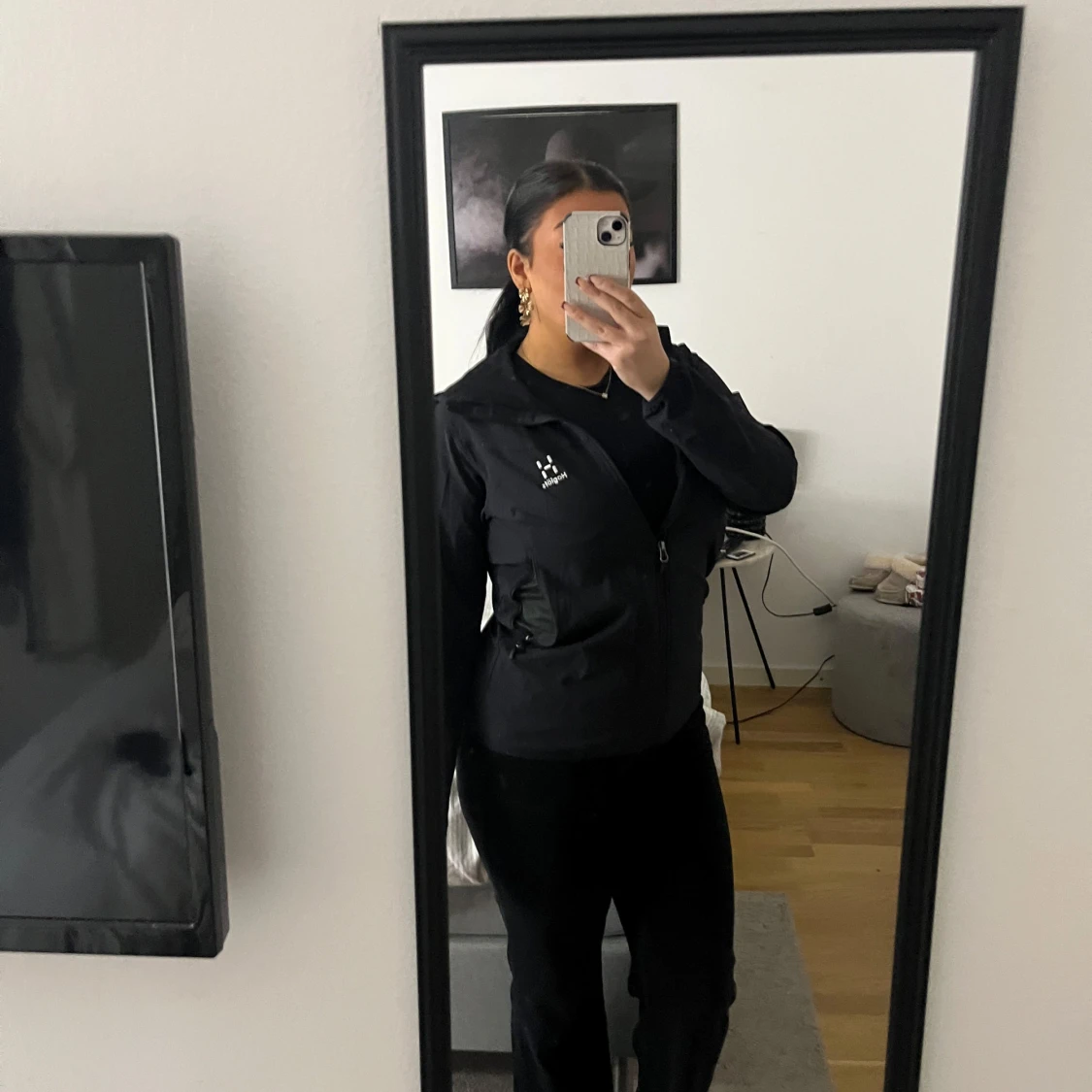 Svart jacka från Haglöfs - 90