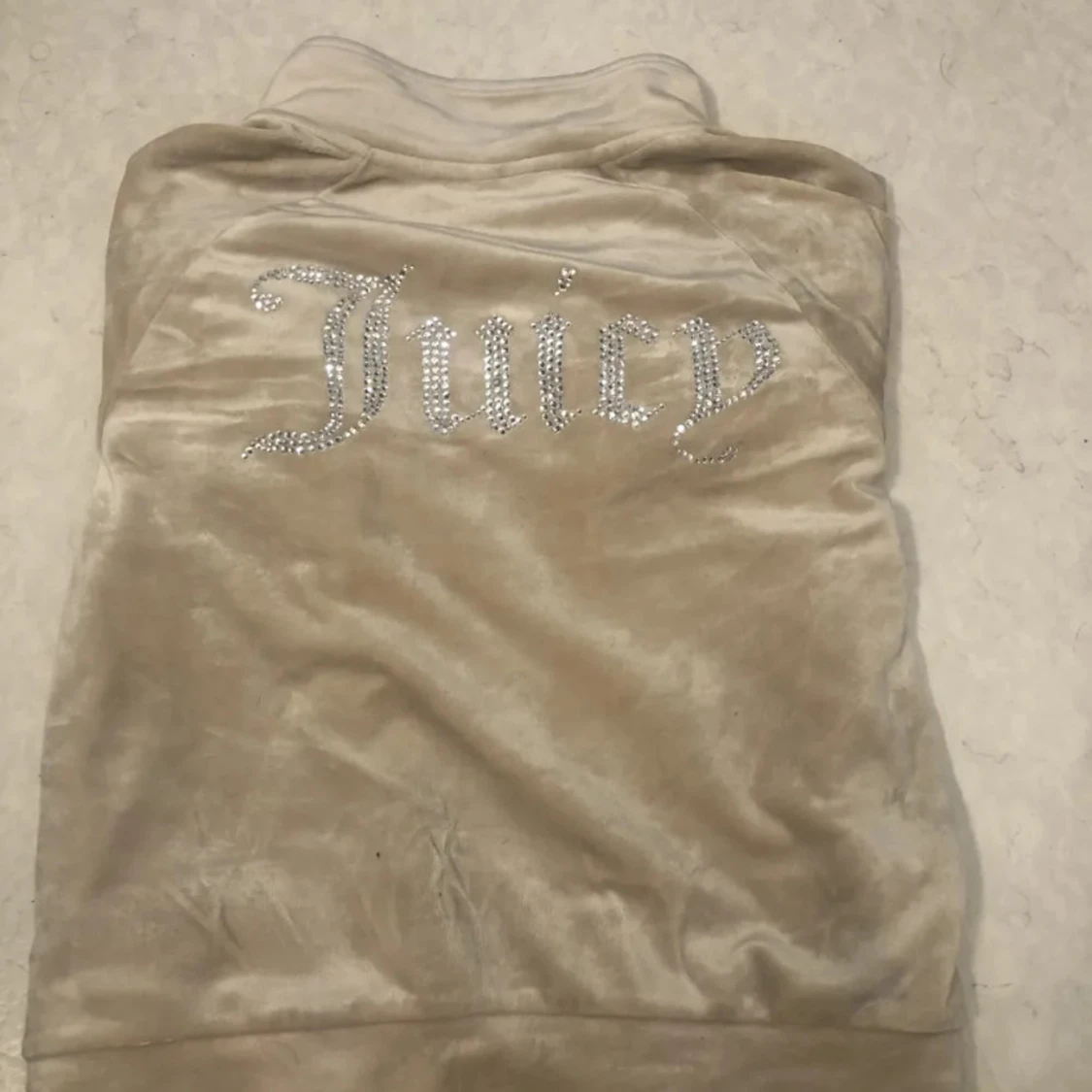 Beige velourjacka från Juicy Couture