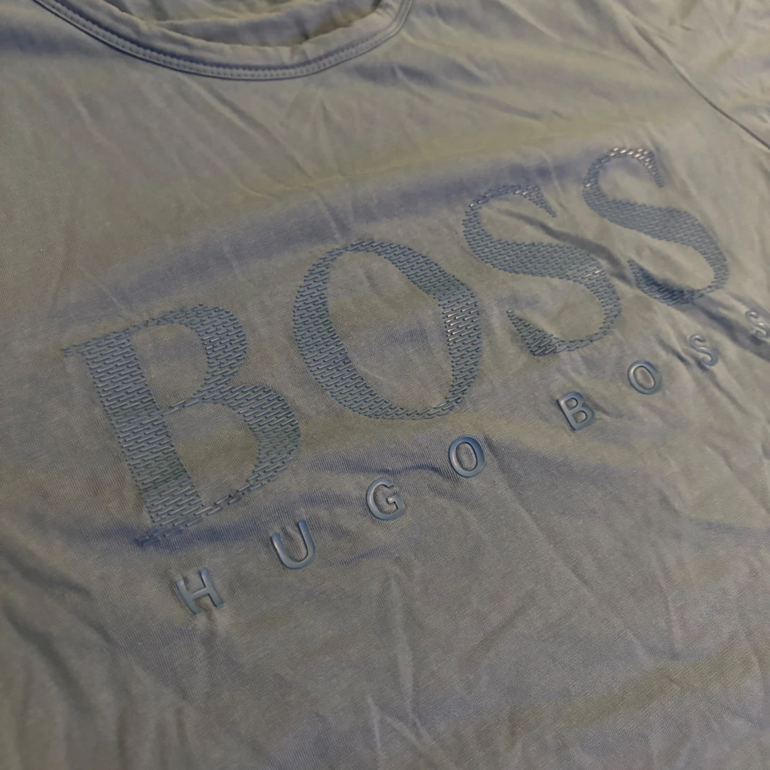 Hugo Boss T-shirt - 90