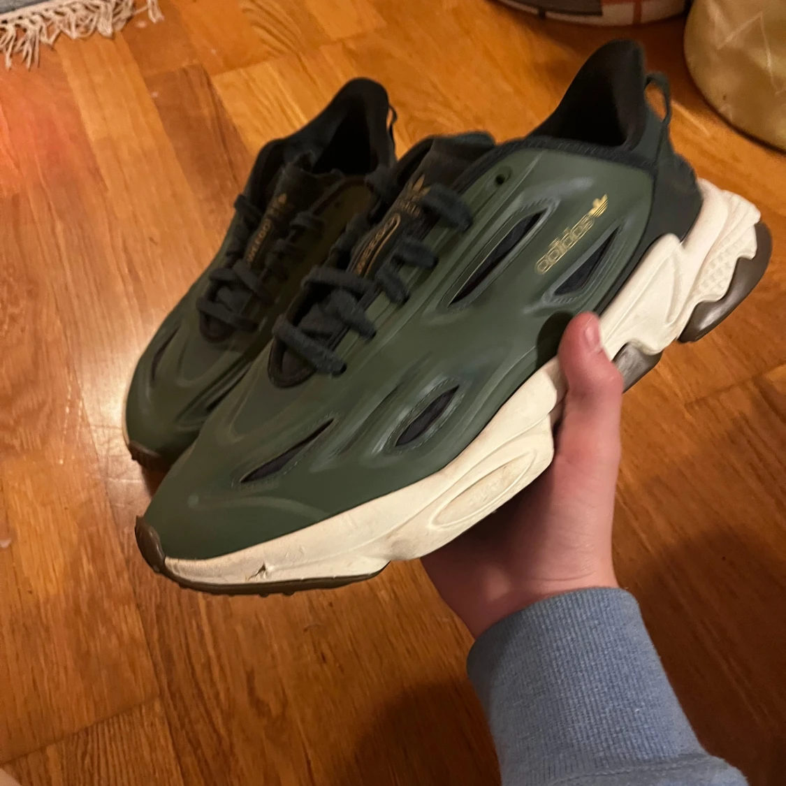 Gröna sneakers från Adidas