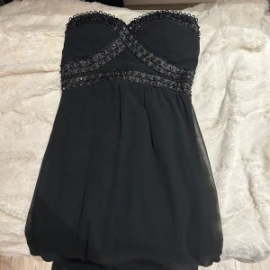 Långklänning  - Den perfekta nyårsklänningen!!! 