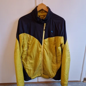 Klättermusen Alv 2.0 - Klättermusen Alv 2.0  Storlek S (passar även M)  Primaloft Jacket  Lätt och snabbtorkande Vind och vatten avvisande 
