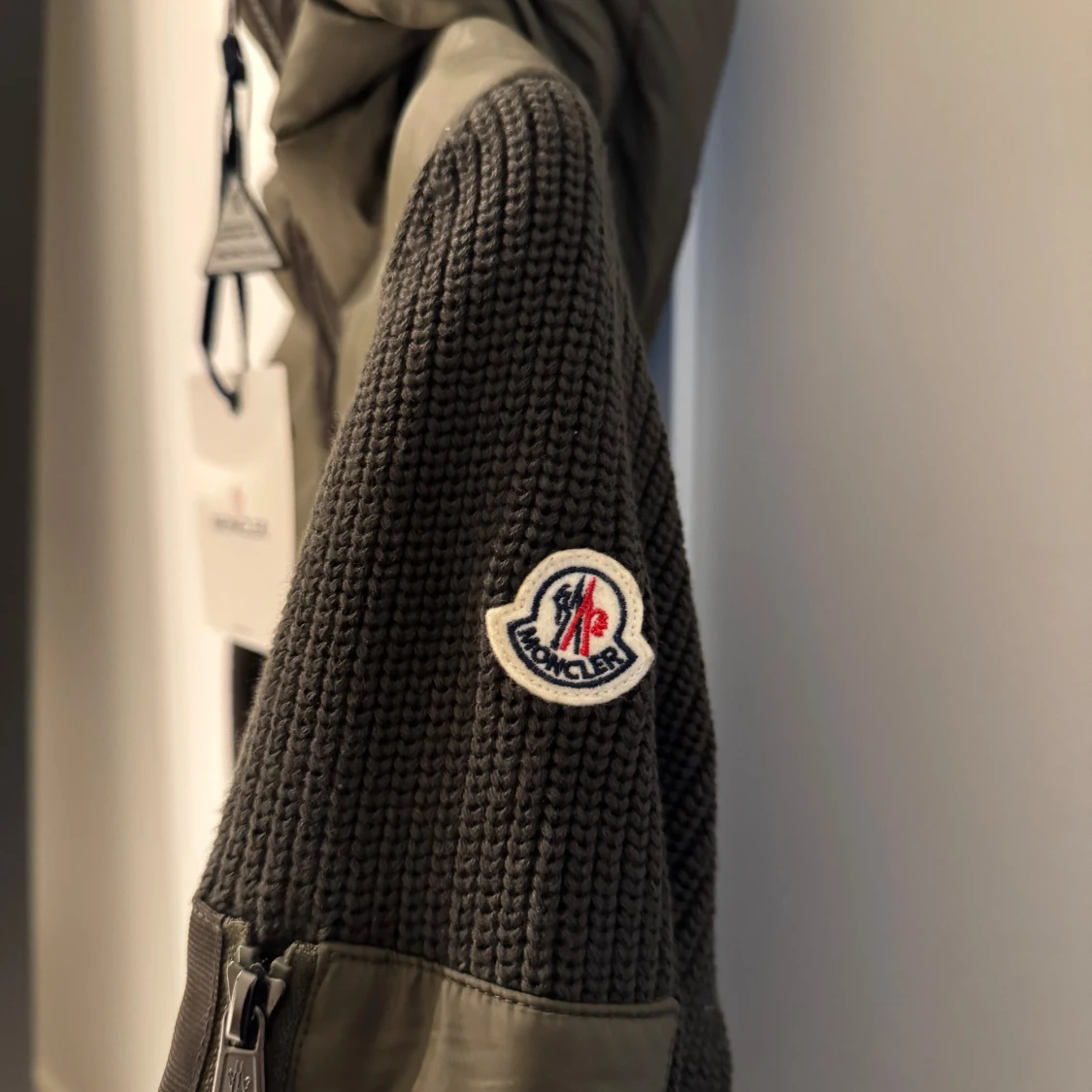 Moncler Cardigan - 91